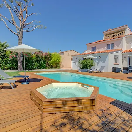 Domaine Le Courti Hotel Le Barcarès