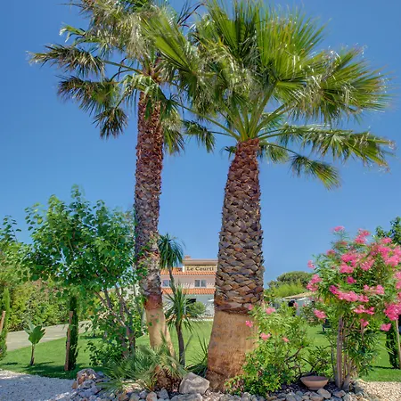 Domaine Le Courti (adults Only) Hotel 4*